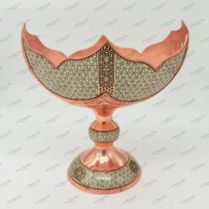 کشکول مسی خاتم سه‌لبه قلم‌خورده دست‌ساز از مس کرمان سایز ۲۵ سانتی